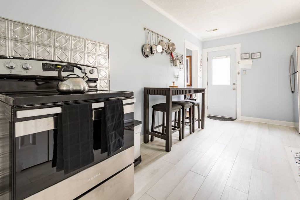 Photo of Kitchen in Glen Raven