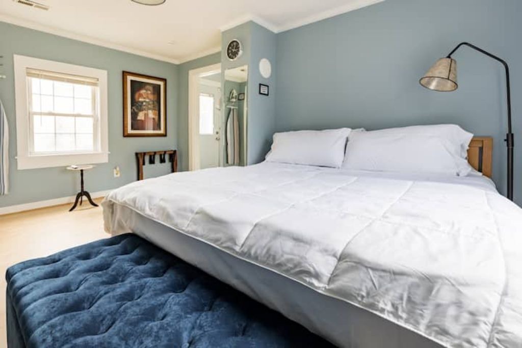 Photo of Bedroom in Glen Raven