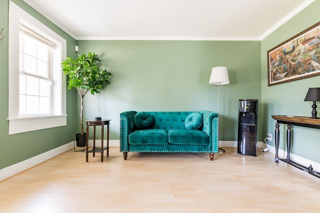 Photo of Livingroom in Glen Raven
