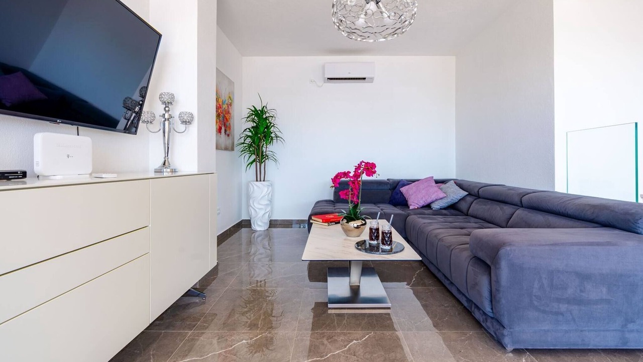 Photo of Livingroom in Blato