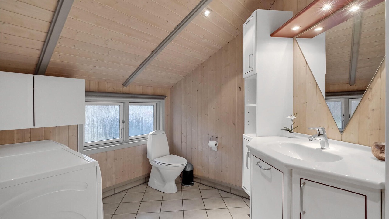 Photo of Bathroom in Hojslev