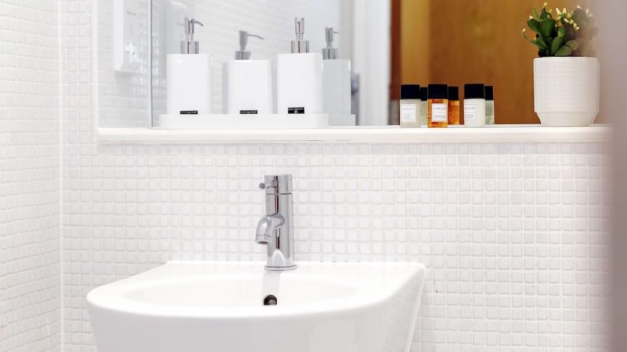 Photo of Bathroom in Isle of Dogs