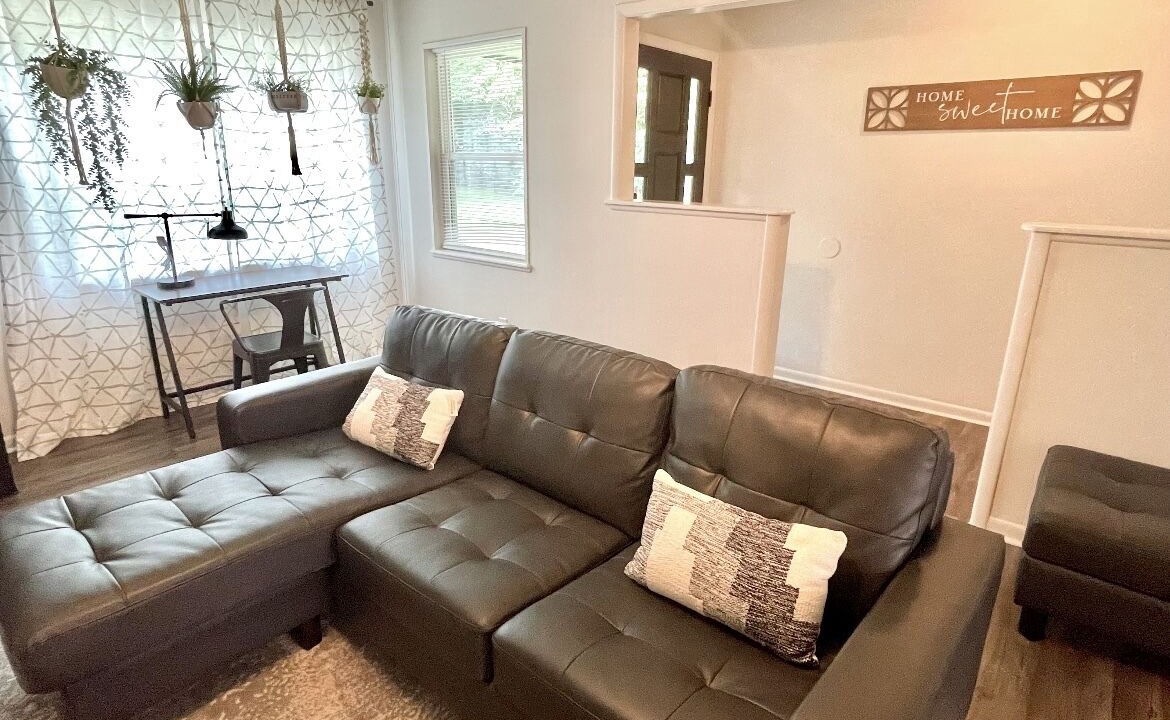 Photo of Livingroom in Springdale