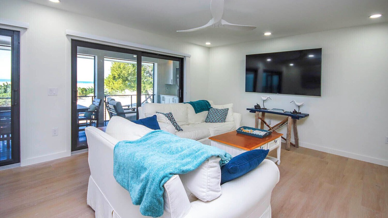 Photo of Livingroom in Captiva