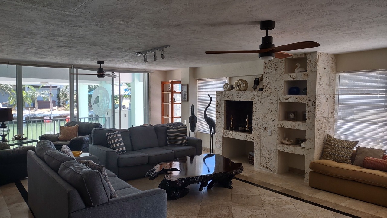 Photo of Bedroom in Lower Matecumbe Beach