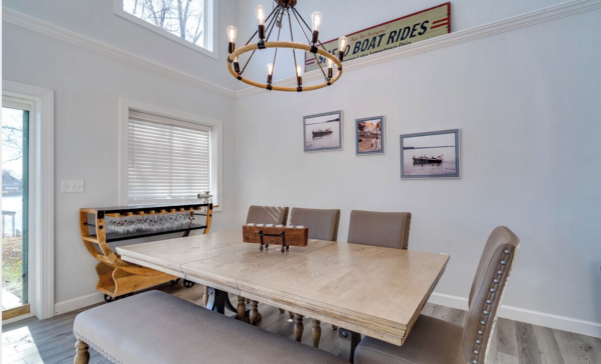 Photo of Others in Jamestown