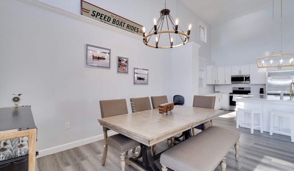 Photo of Others in Jamestown