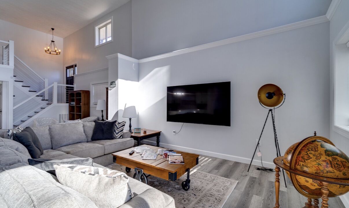 Photo of Livingroom in Jamestown