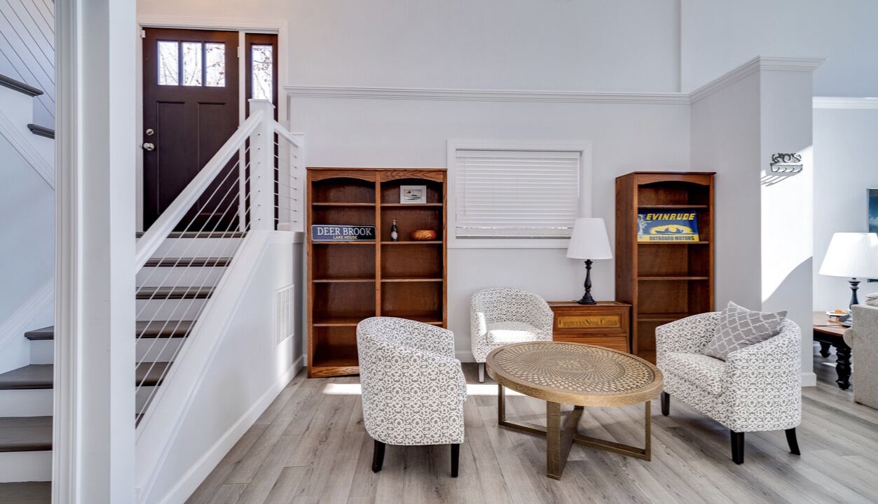 Photo of Others in Jamestown