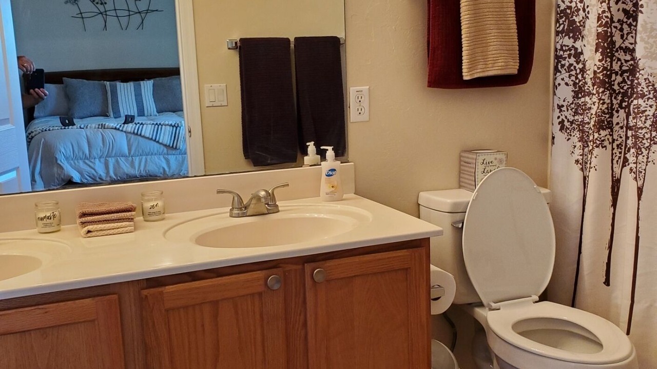 Photo of Bathroom in Continental Reserve