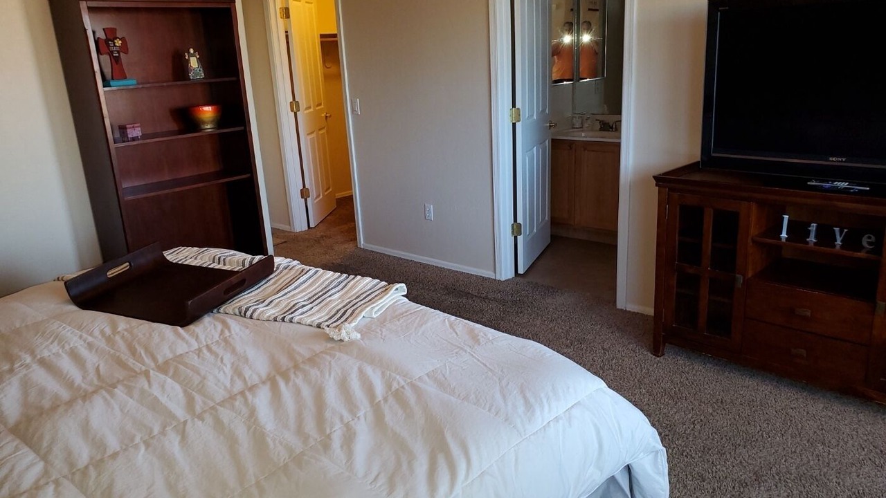 Photo of Bedroom in Continental Reserve