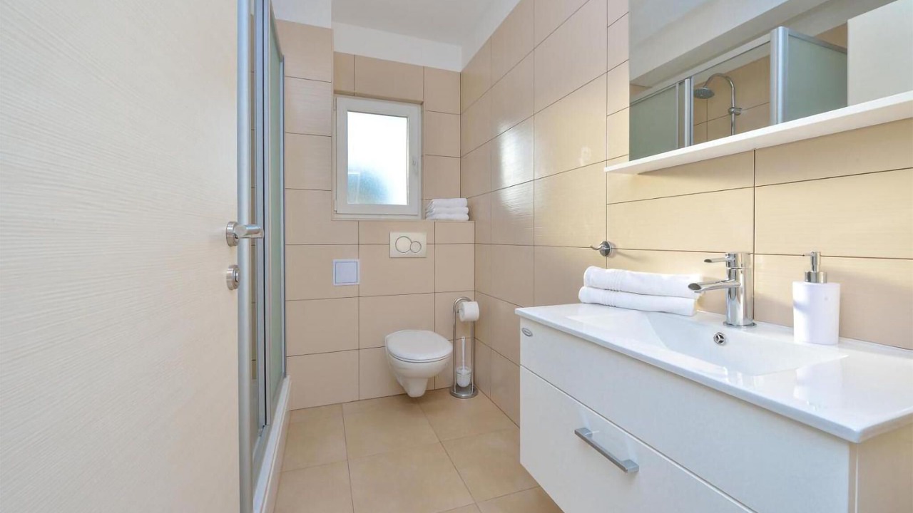 Photo of Bathroom in Unesic