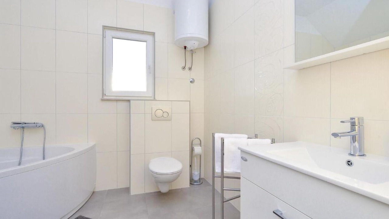 Photo of Bathroom in Unesic
