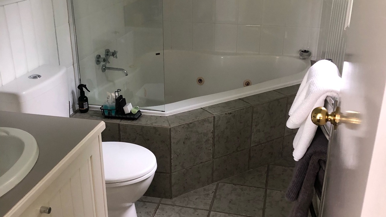 Photo of Bathroom in Traralgon