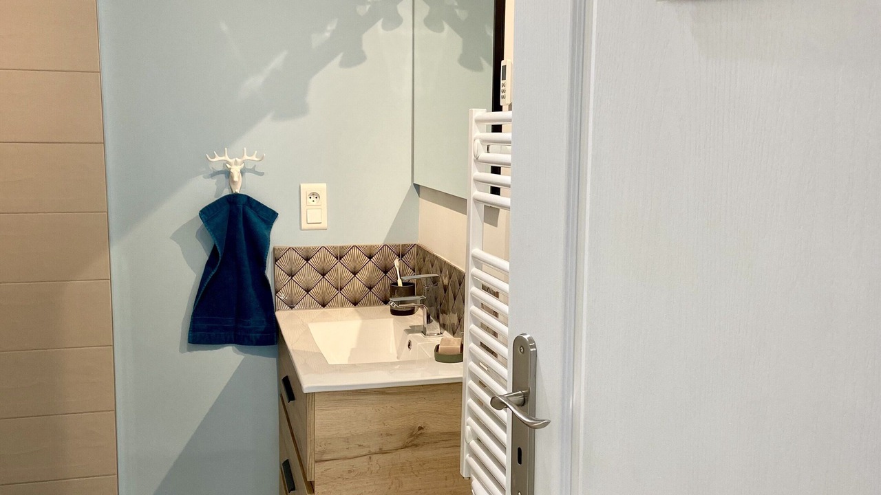 Photo of Bathroom in 13th Arrondissement