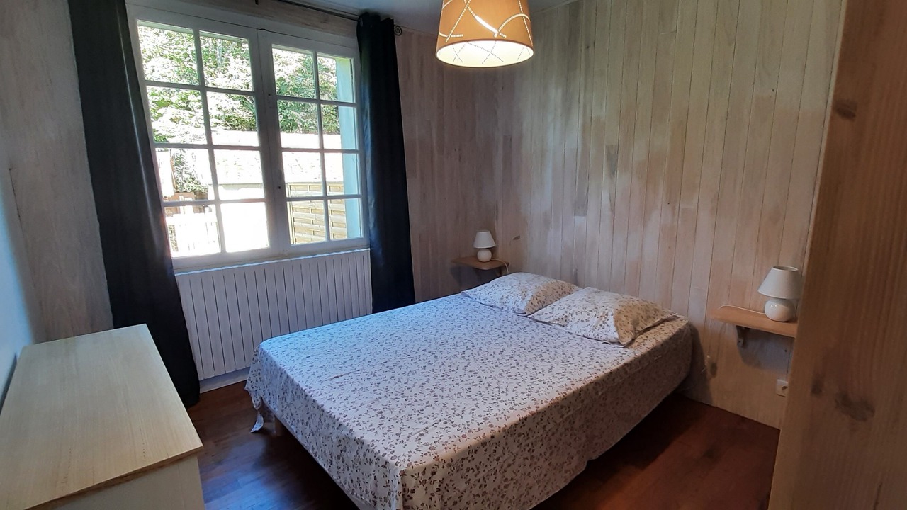 Photo of Bedroom in Mauzens-et-Miremont