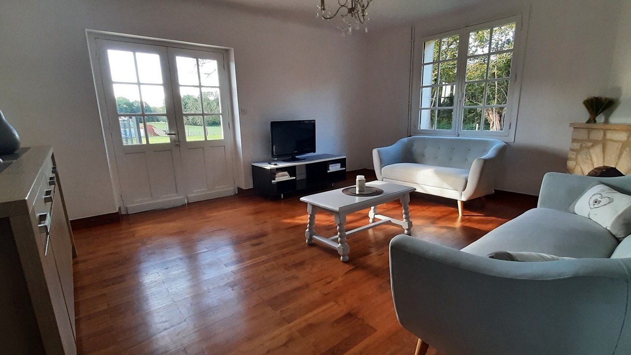 Photo of Livingroom in Mauzens-et-Miremont