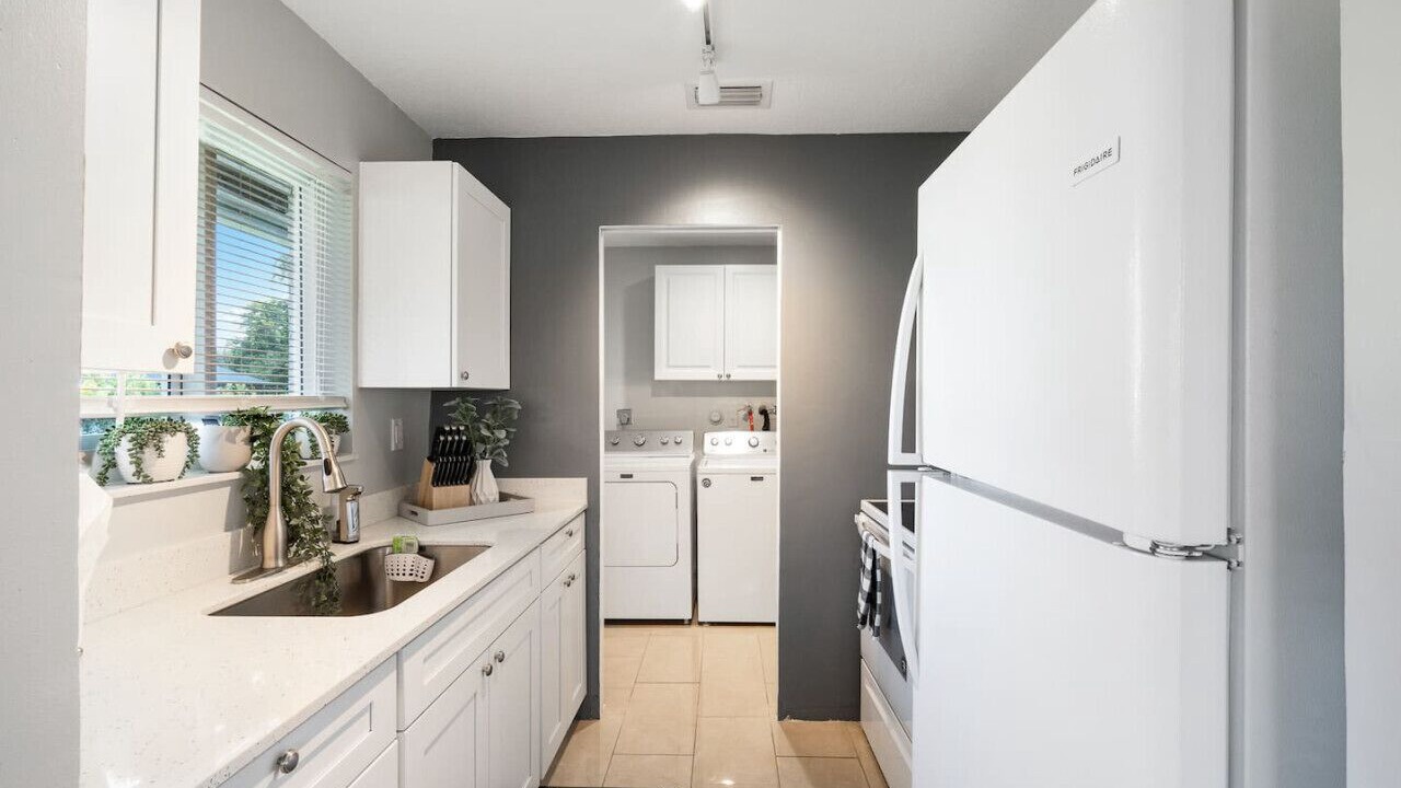 Photo of Kitchen in Oakland Park