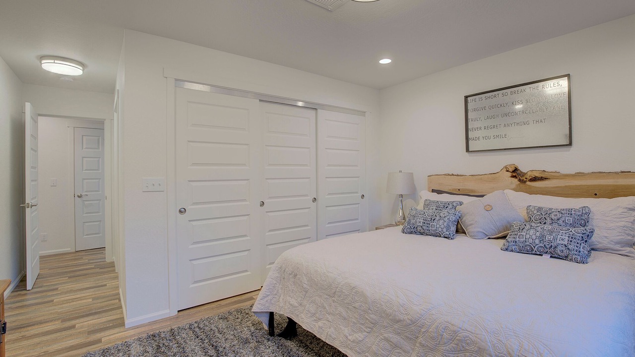 Photo of Bedroom in Grants Pass