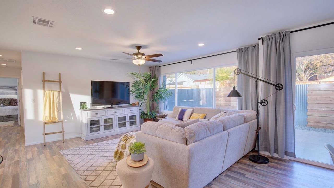 Photo of Livingroom in Grants Pass