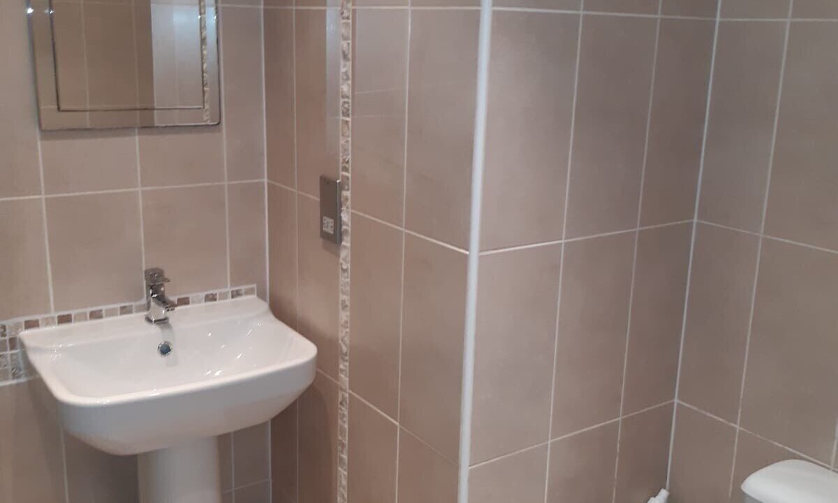 Photo of Bathroom in Saltaire Village