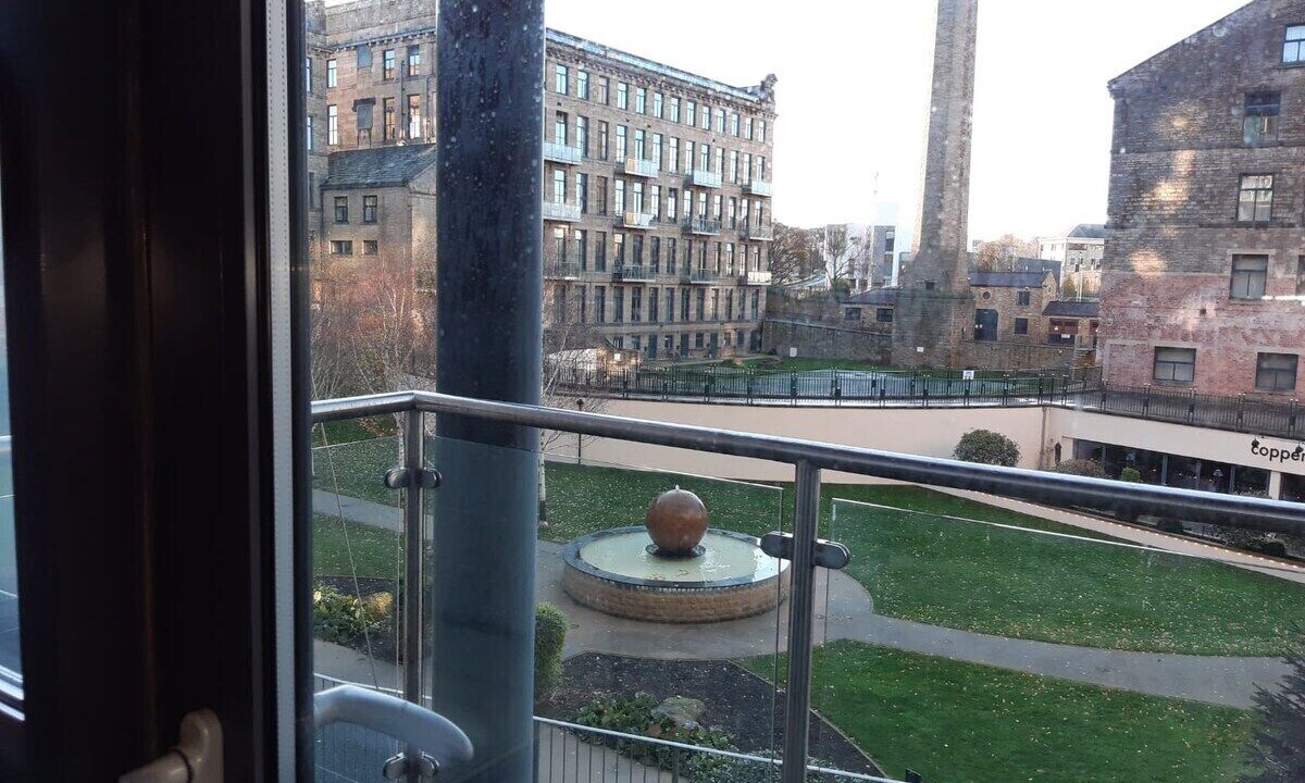 Photo of Patio Balcony in Saltaire Village