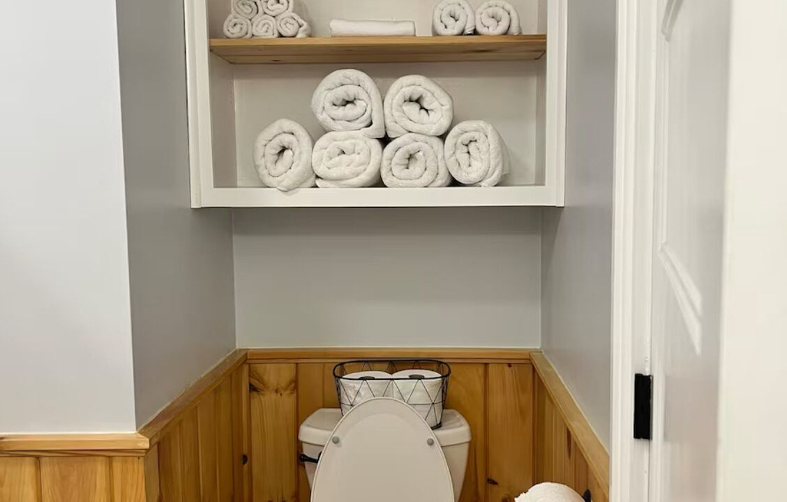 Photo of Bathroom in Highlands - Perkins