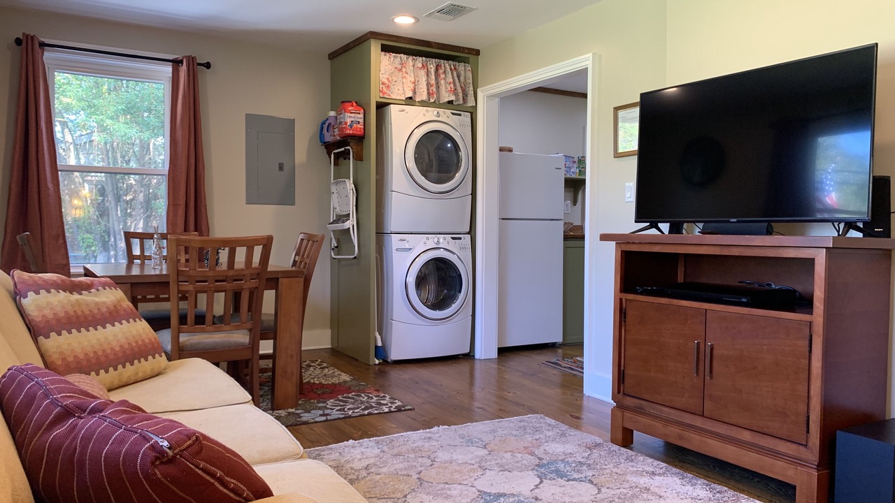 Photo of Livingroom in Highlands - Perkins