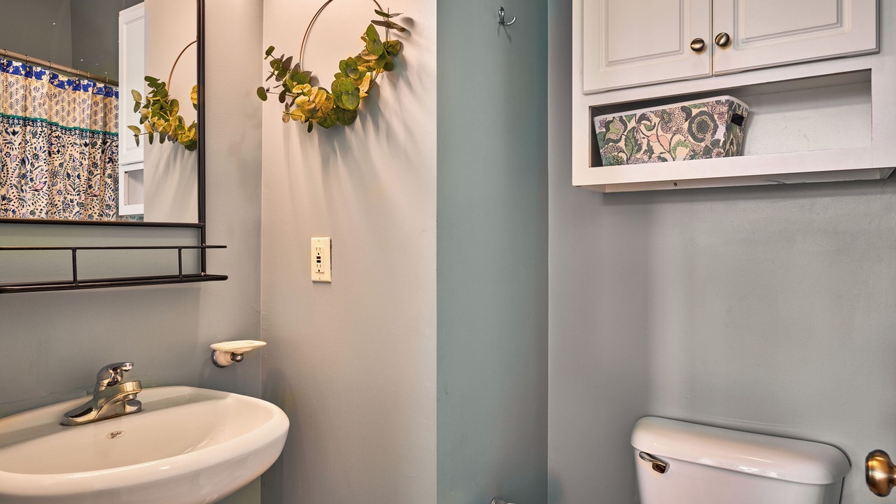 Photo of Bathroom in Surf City