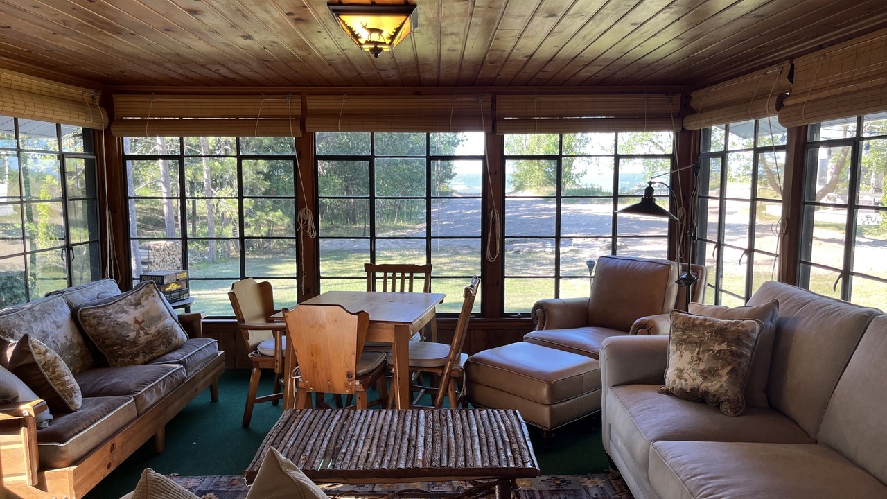 Photo of Livingroom in Pigeon