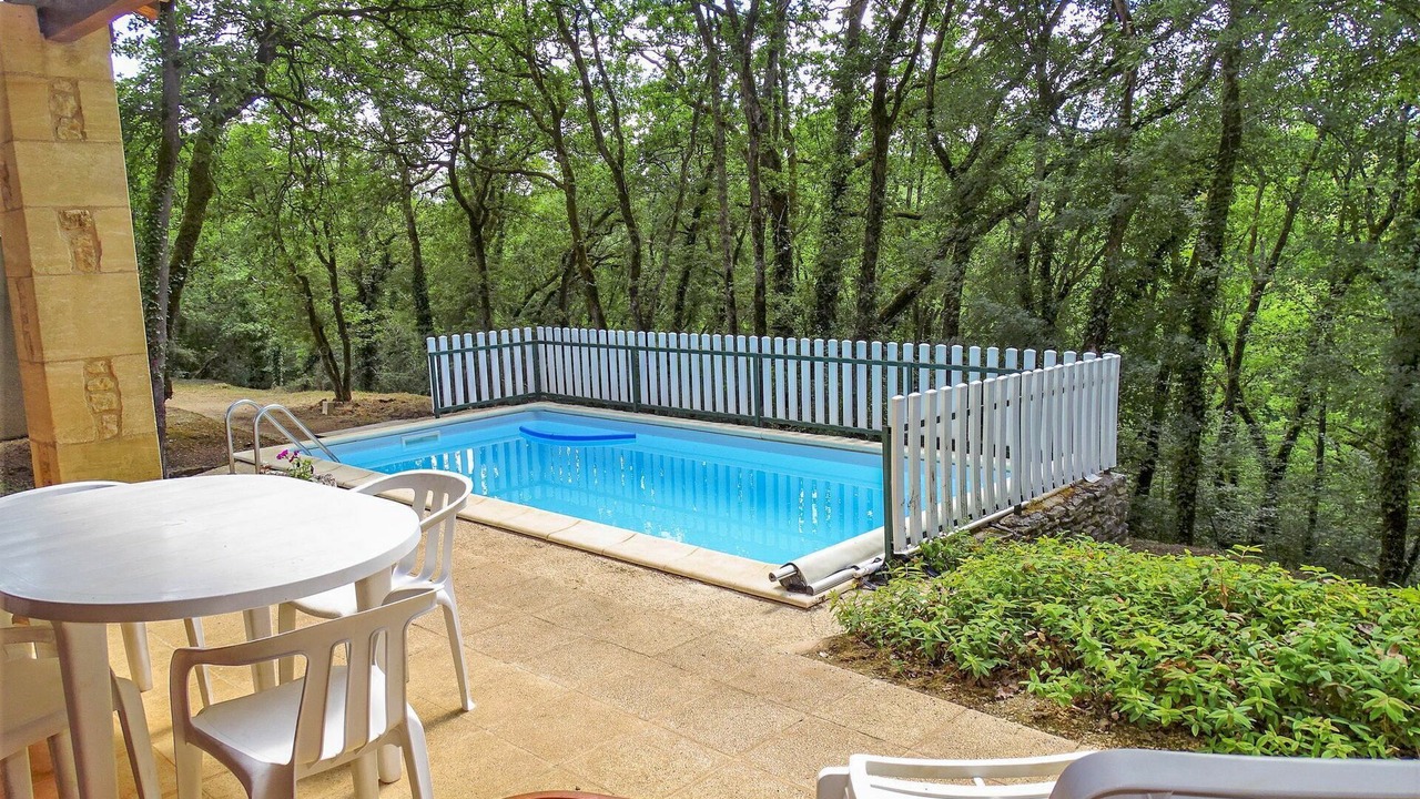 Photo of Outdoor in Blanquefort-sur-Briolance