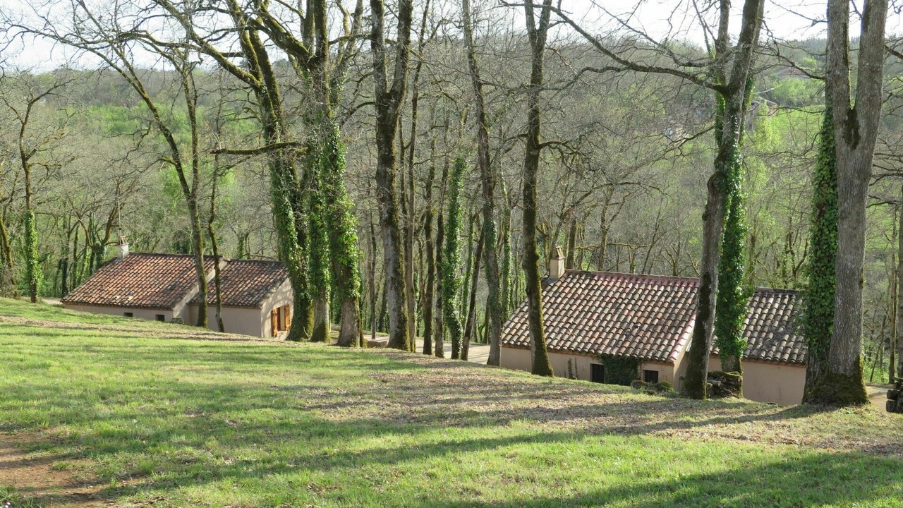 Photo of Others in Blanquefort-sur-Briolance