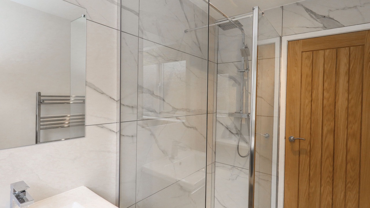 Photo of Bathroom in Pooley Bridge