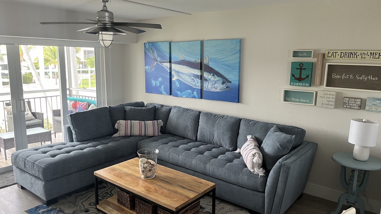 Photo of Livingroom in Pirates Cove