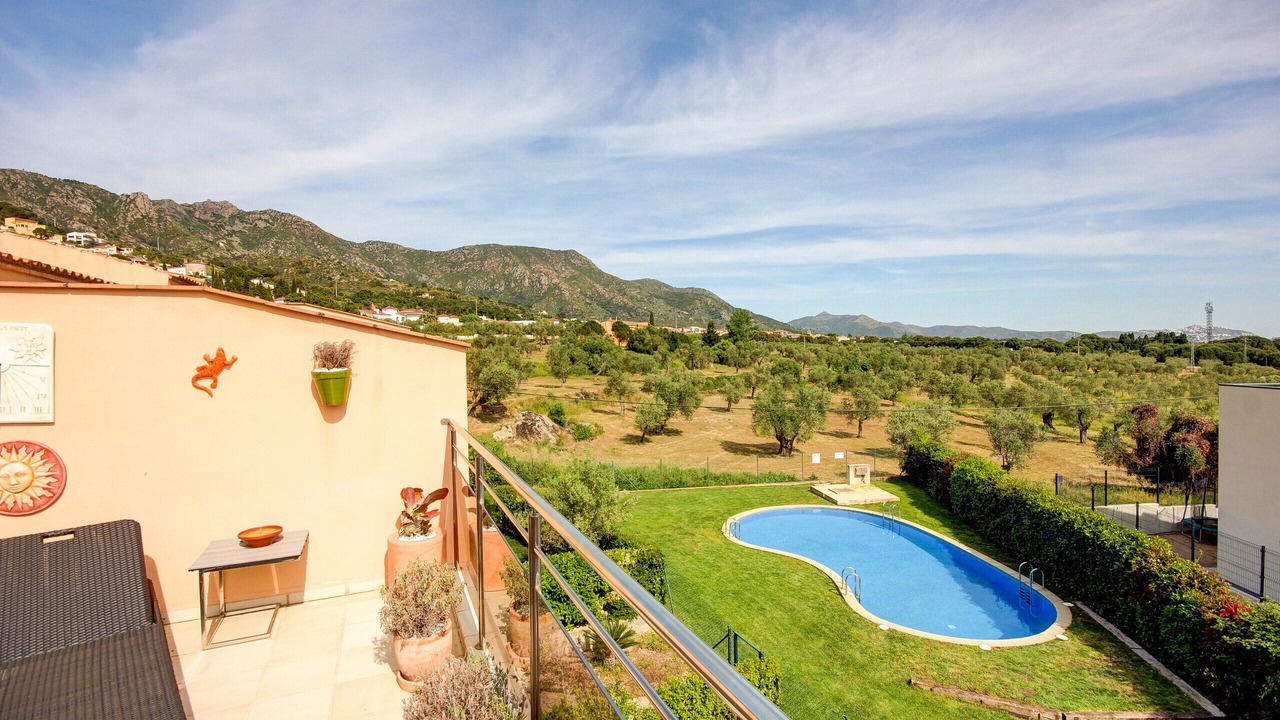 Photo of Outdoor in El Mas Isaac