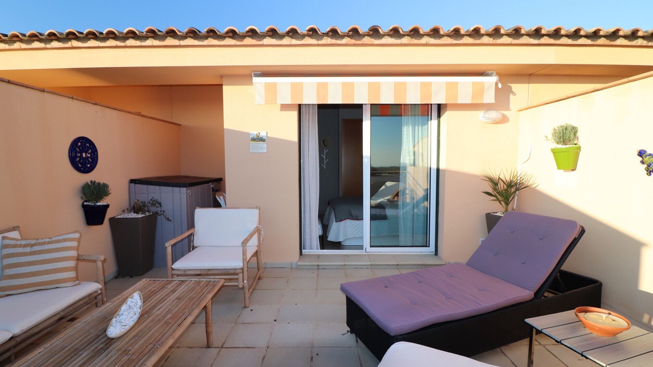 Photo of Patio Balcony in El Mas Isaac