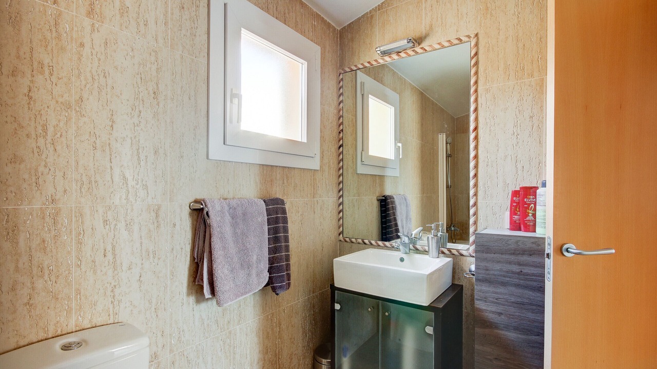 Photo of Bathroom in El Mas Isaac