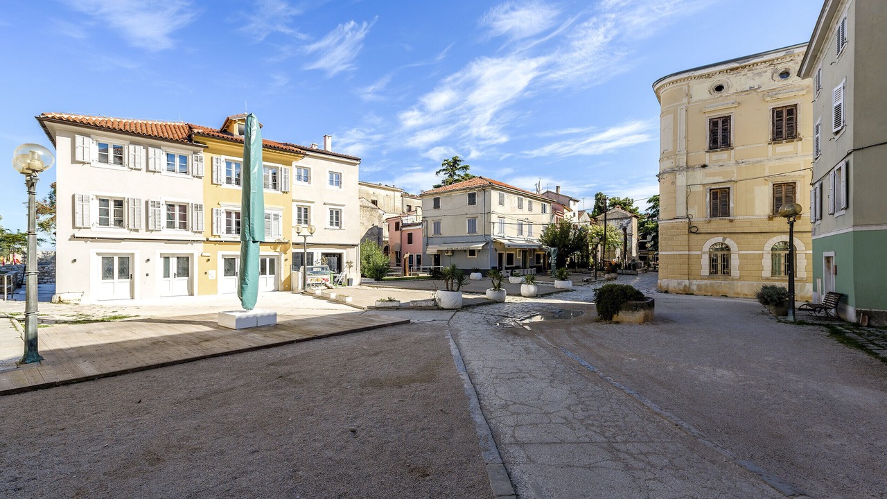 Photo of Others in City Center