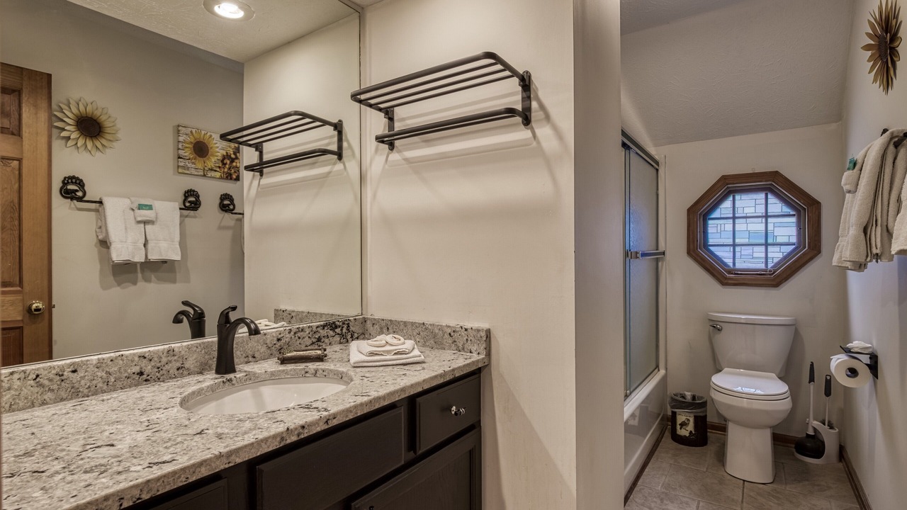 Photo of Bathroom in Pigeon Forge