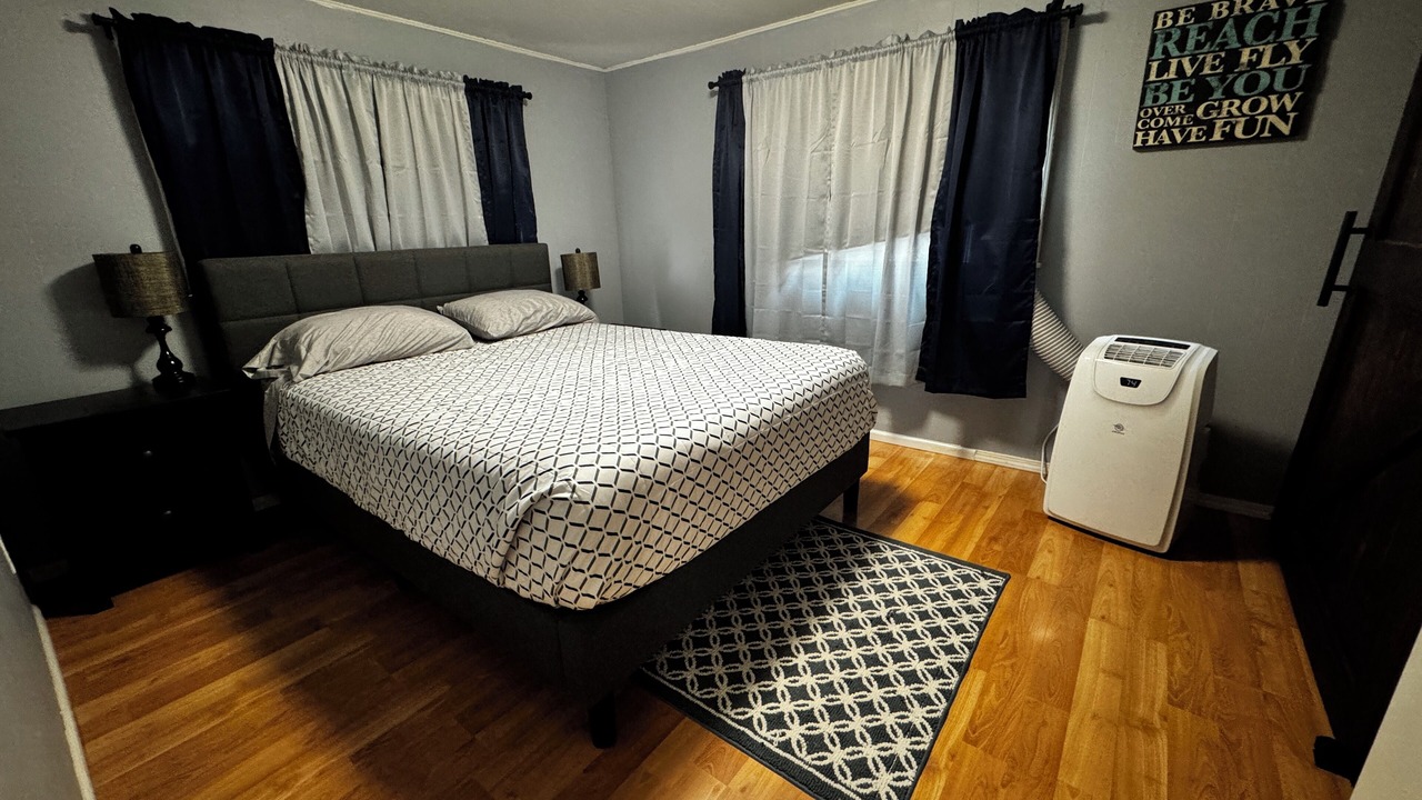 Photo of Bedroom in Redmond