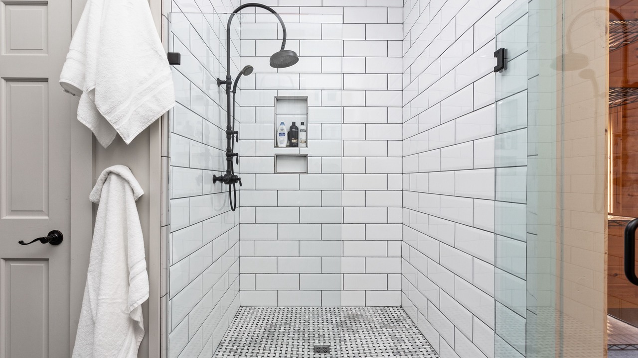 Photo of Bathroom in Gnaw Bone