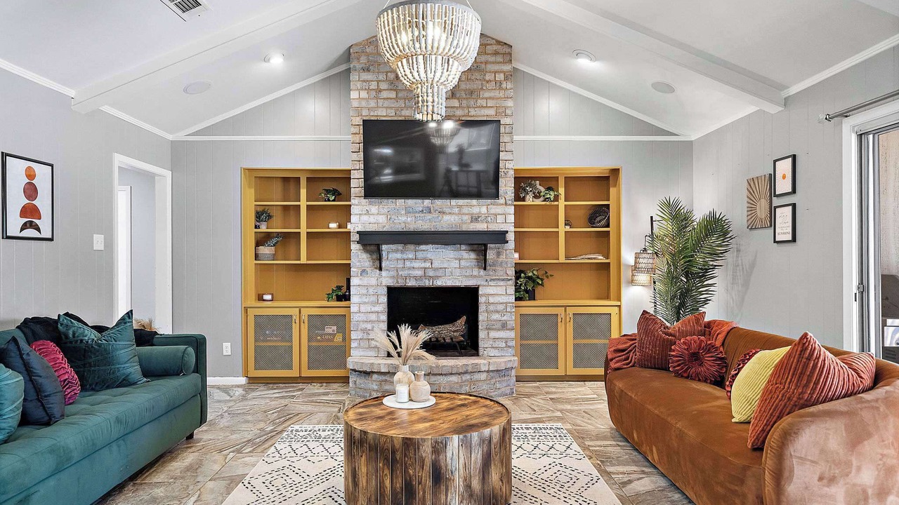 Photo of Livingroom in Huntsville