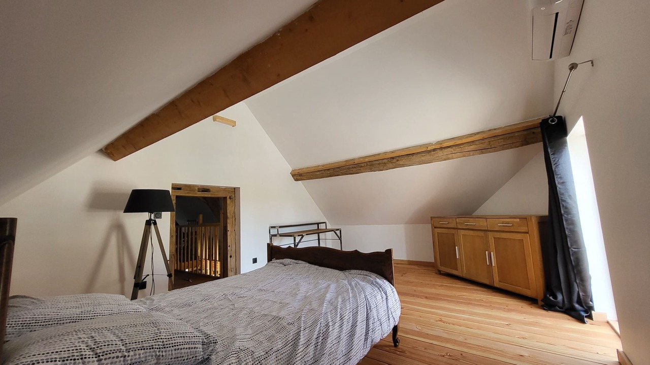 Photo of Bedroom in Saint-Pourcain-sur-Besbre