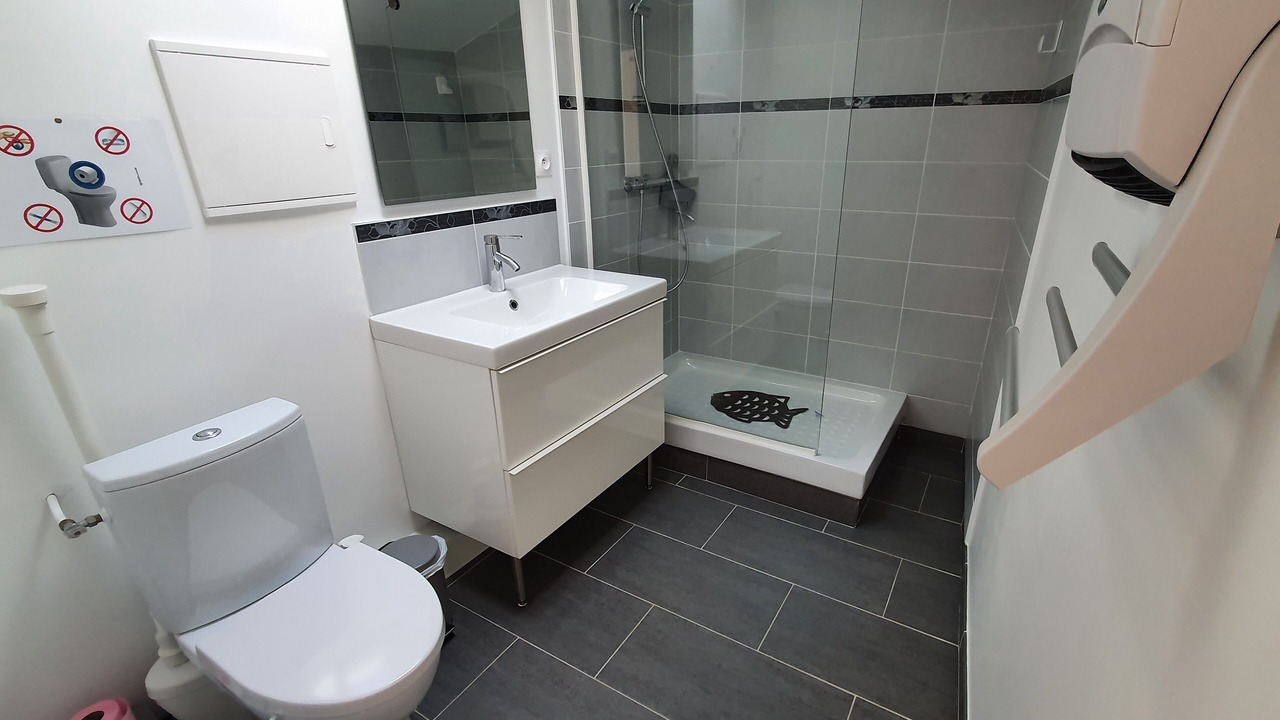 Photo of Bathroom in LʼAiguillon-sur-Mer