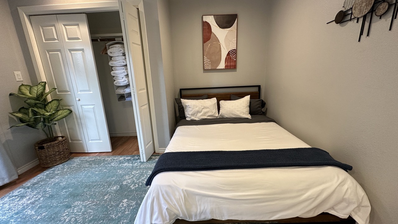 Photo of Bedroom in Braeburn