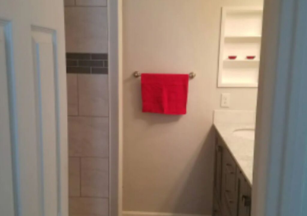Photo of Bathroom in East Queen Anne