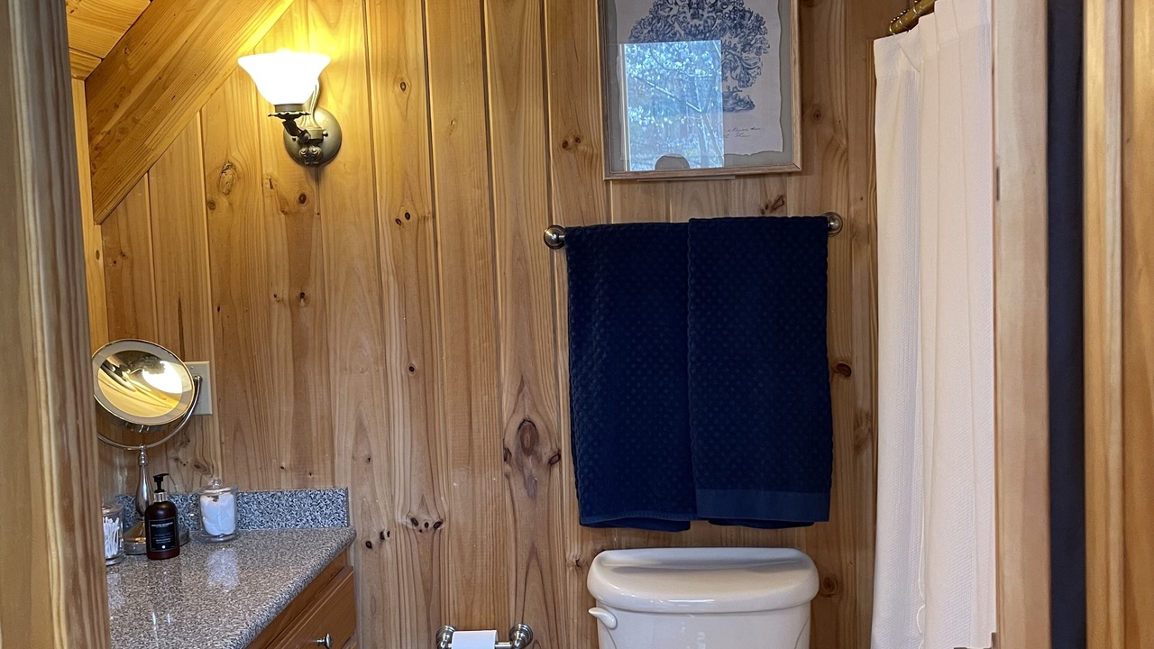 Photo of Bathroom in Six Mile