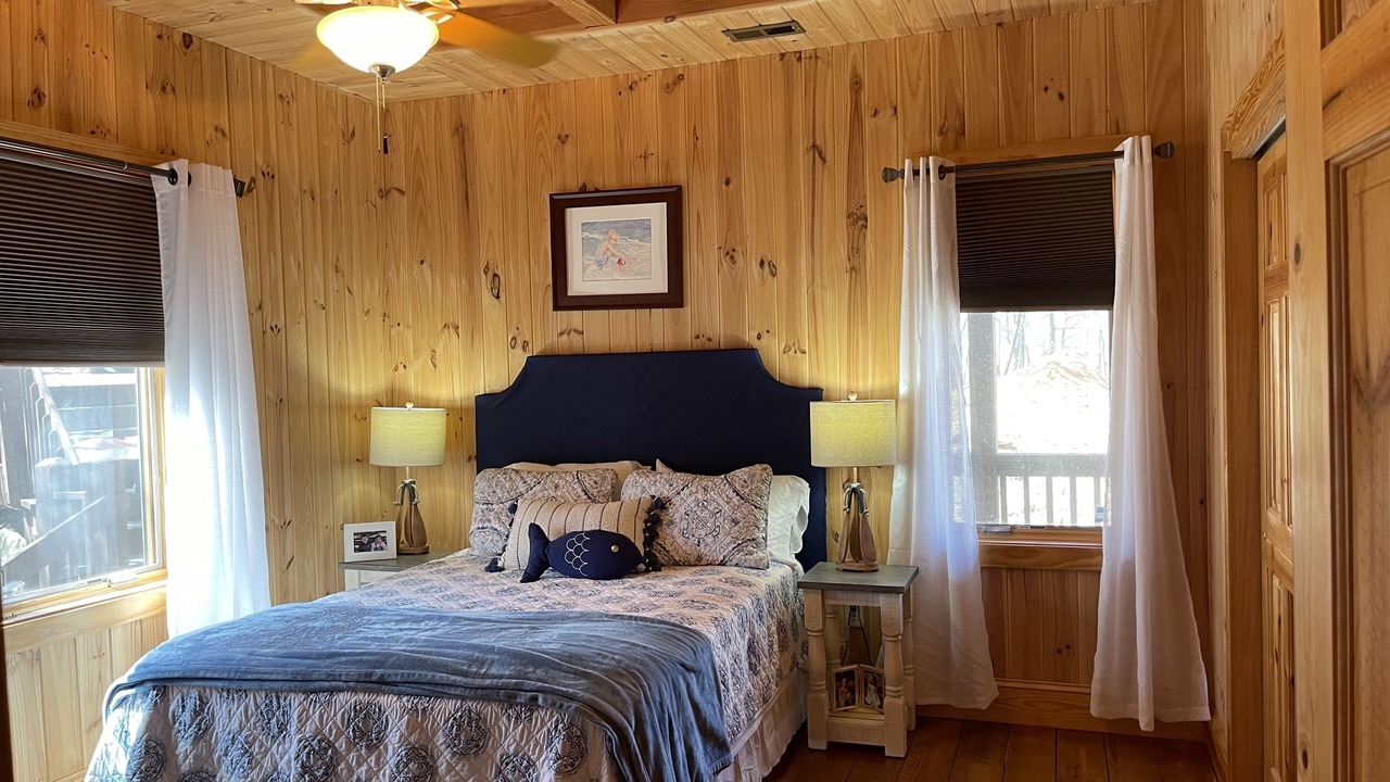 Photo of Bedroom in Six Mile