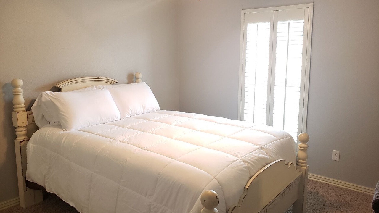 Photo of Bedroom in Barling