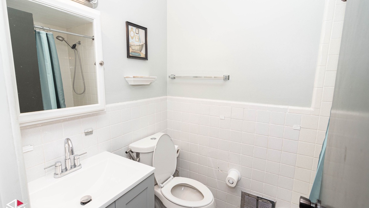 Photo of Bathroom in Dearborn